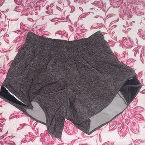 LULULEMON Hotty Hot Short “4inch